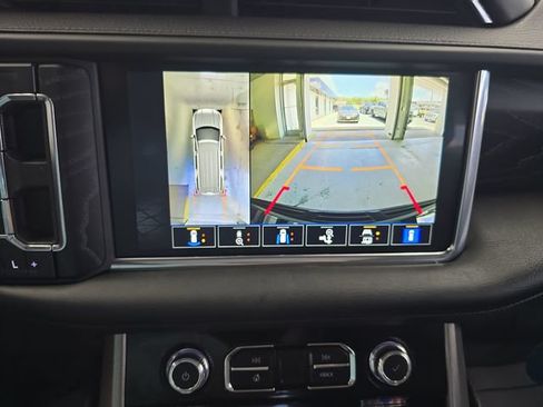 Used 2023 GMC Yukon Denali w/ Max Trailering Package AWD/4WD image 18