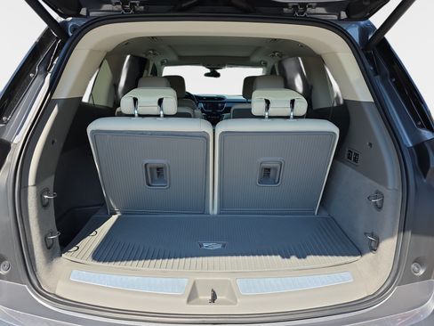 Used 2020 Cadillac XT6 Premium Luxury FWD image 10