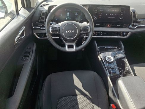 Certified 2023 Kia Sportage LX image 11