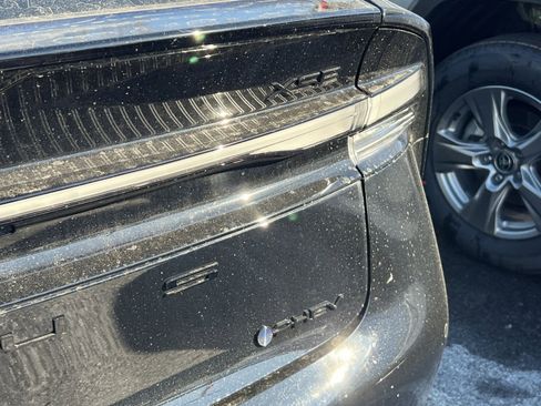 New 2026 Toyota Prius Plug-In Hybrid image 21