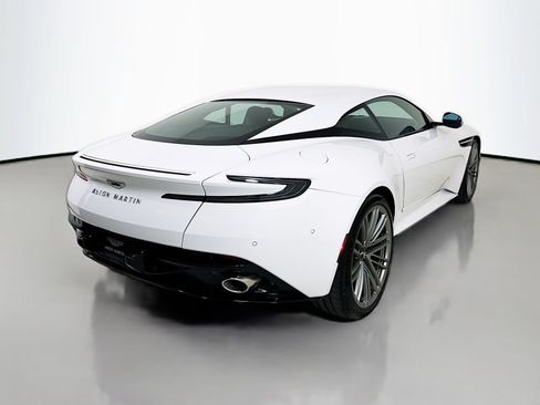 Used 2024 Aston Martin DB12 Coupe RWD image 7