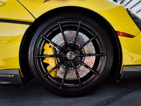 Used 2019 McLaren 600LT image 23