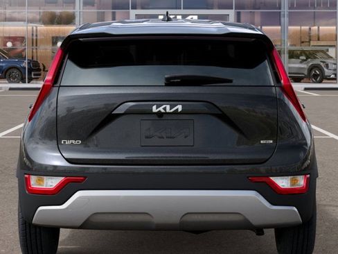 New 2026 Kia Niro LX image 13