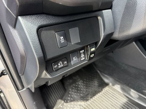 Used 2020 Toyota Tacoma TRD Off-Road w/ Technology Package AWD/4WD image 30