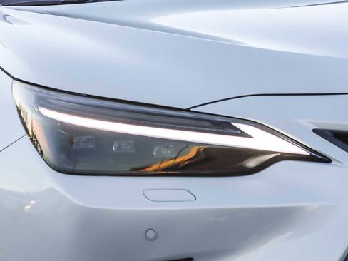 Certified 2025 Lexus NX 450h+ AWD w/ Luxury Package image 7