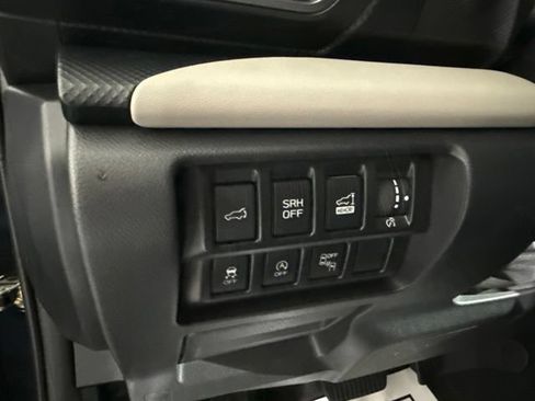 Used 2023 Subaru Forester Limited AWD/4WD image 22