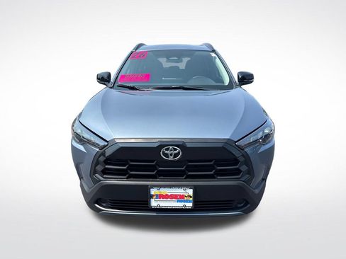 Used 2026 Toyota Corolla Cross LE AWD/4WD image 8