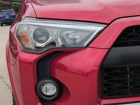 Used 2022 Toyota 4Runner TRD Off-Road Premium image 9