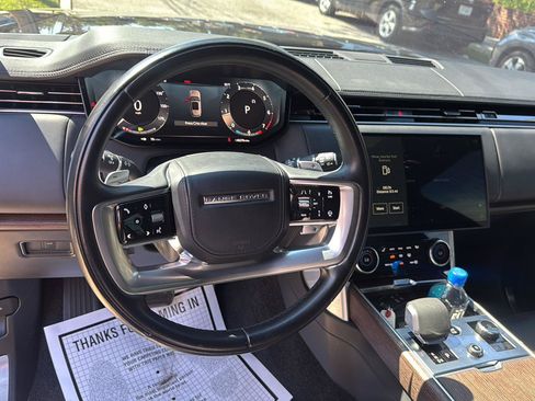 Used 2023 Land Rover Range Rover SE AWD/4WD image 18