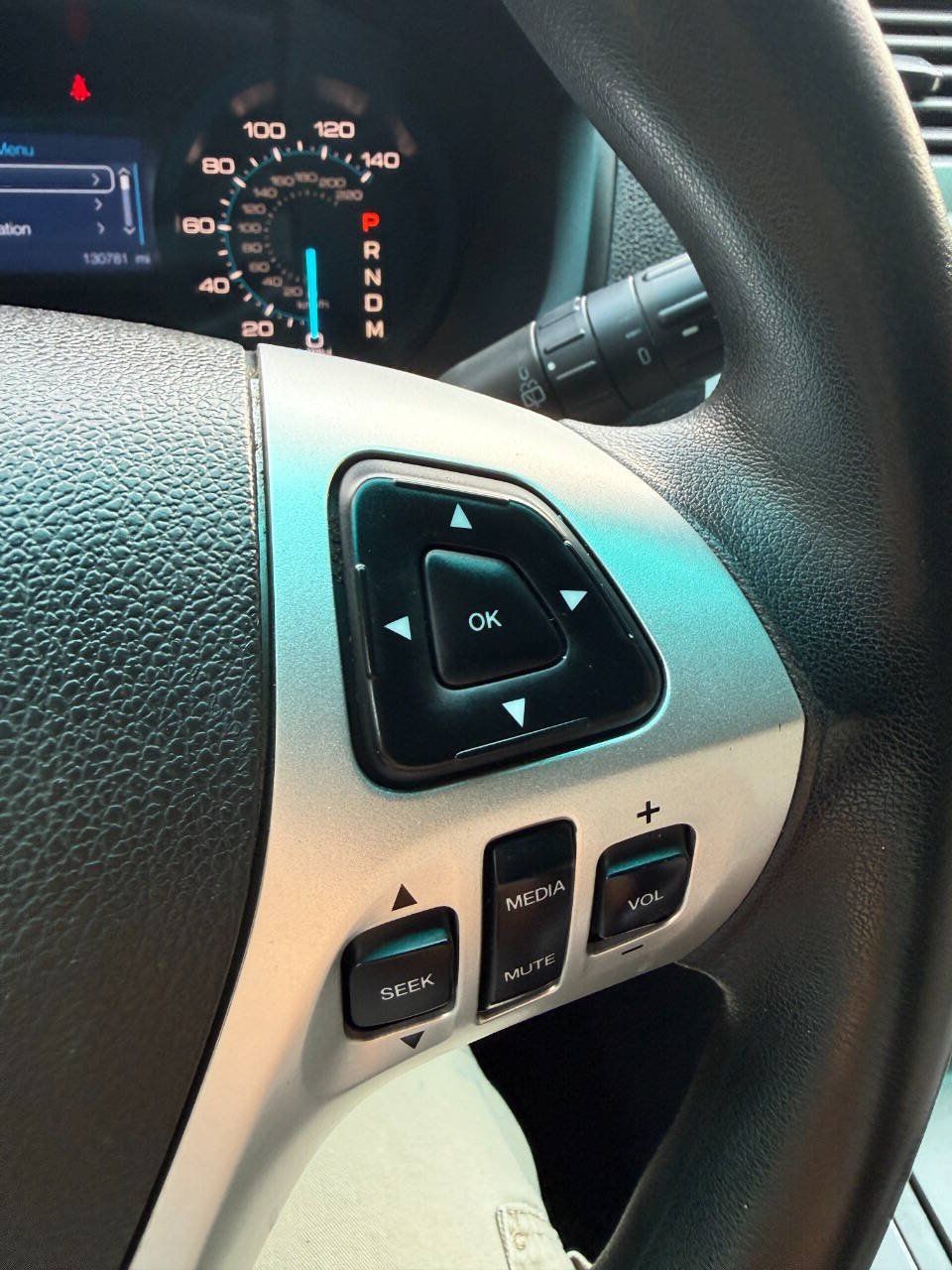 Used 2015 Ford Explorer FWD image 24