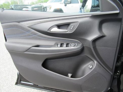 New 2026 Buick Envista Sport Touring w/ Convenience I Package FWD image 19