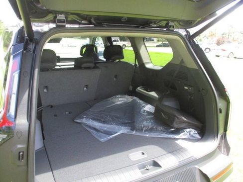 New 2026 Kia EV9 Wind image 11