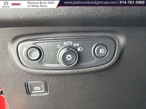 Used 2024 GMC Terrain AT4 image 23