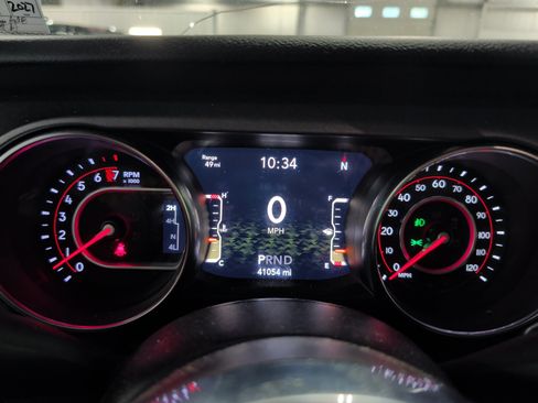 Used 2021 Jeep Gladiator Mojave AWD/4WD image 9