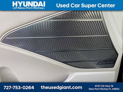 Used 2020 Hyundai Palisade Limited image 12