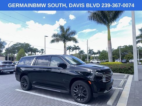 Used 2023 Chevrolet Suburban High Country AWD/4WD image 21