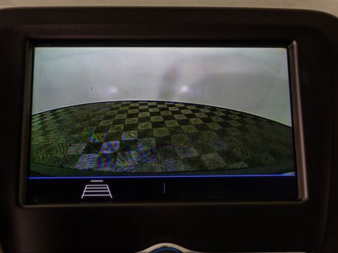 Used 2019 Chevrolet Equinox LT w/ Driver Convenience Package image 28