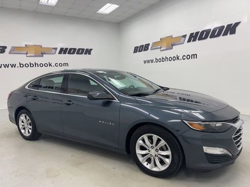 Used 2019 Chevrolet Malibu LT image 3