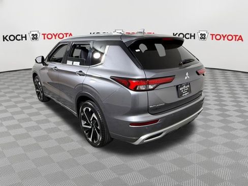 Used 2023 Mitsubishi Outlander SEL 40th Anniversary AWD/4WD image 6