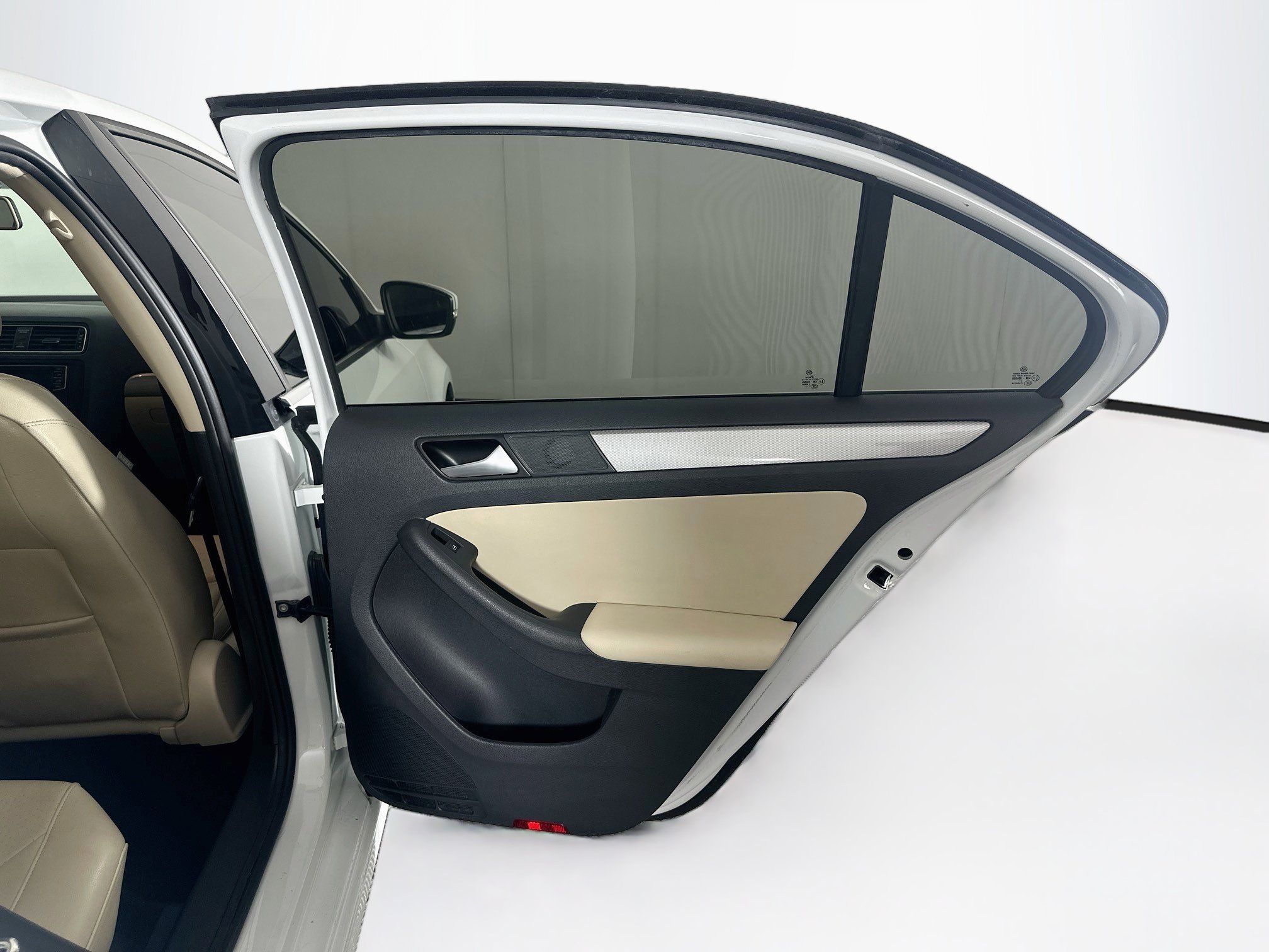 Used 2018 Volkswagen Jetta SE FWD image 29