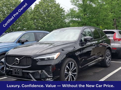 Certified 2024 Volvo XC60 B5 Plus w/ Climate Package AWD/4WD image 3