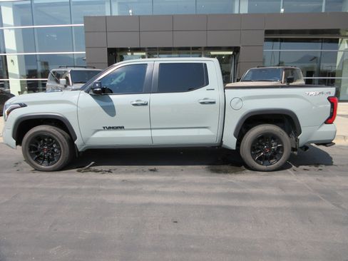 Used 2024 Toyota Tundra Limited w/ TRD Off-Road Package AWD/4WD image 4