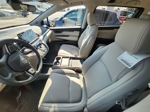 New 2026 Honda Odyssey EX-L image 10