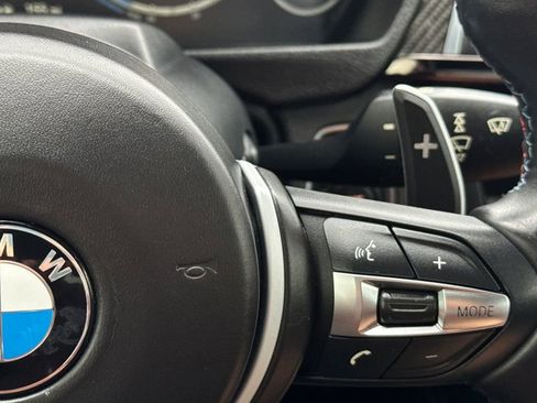 Used 2016 BMW M4 Convertible image 27