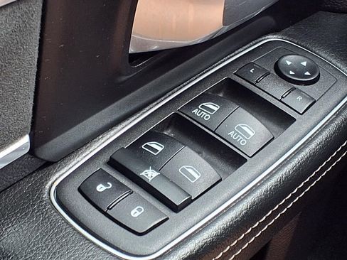 Used 2022 RAM 2500 Laramie image 19