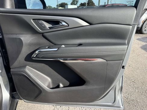 New 2026 Chevrolet Traverse LT image 15