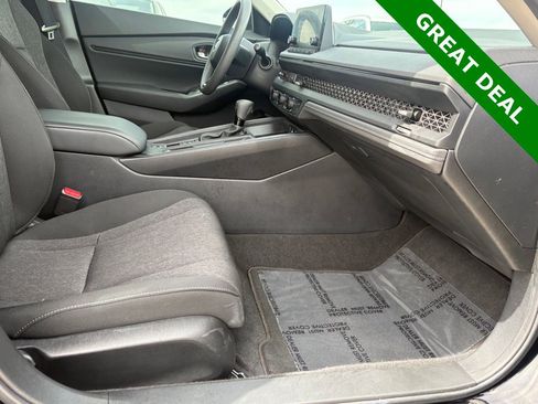 Used 2024 Honda Accord EX image 37