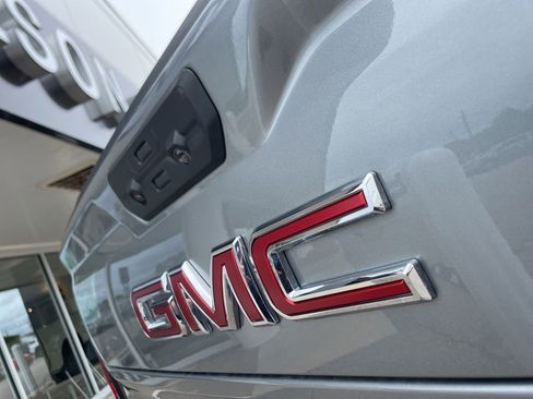 Used 2026 GMC Sierra 1500 AT4 w/ AT4 Premium Package AWD/4WD image 18