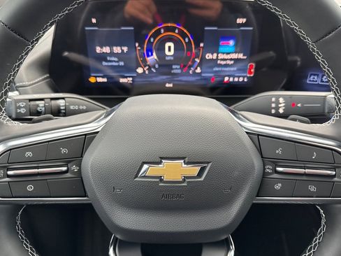 New 2026 Chevrolet Traverse LT w/ Sun and Wheel Package image 24