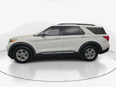 Used 2021 Ford Explorer XLT RWD image 7