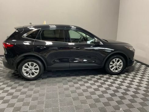 Used 2023 Ford Escape Active w/ Tech Pack #1 AWD/4WD image 7