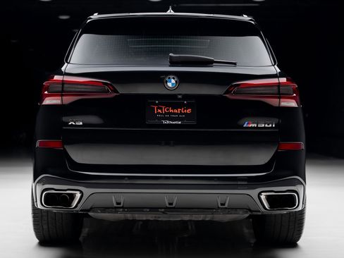 Used 2023 BMW X5 M50i w/ Executive Package image 25