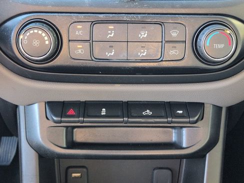 Used 2018 Chevrolet Colorado W/T w/ WT Convenience Package image 20