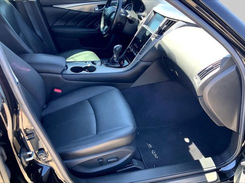 Used 2017 INFINITI Q50 2.0t RWD image 9