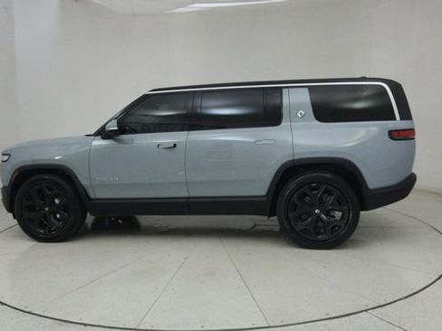 Used 2024 Rivian R1S Adventure image 5