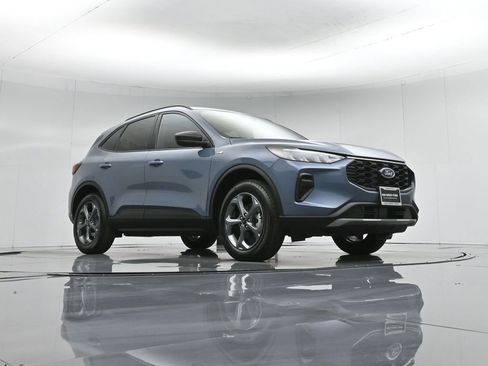 Used 2025 Ford Escape ST-Line FWD image 48