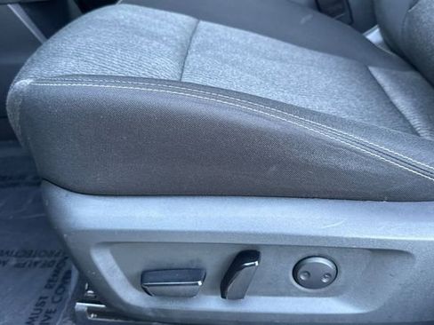 Used 2024 Nissan Rogue SV image 13