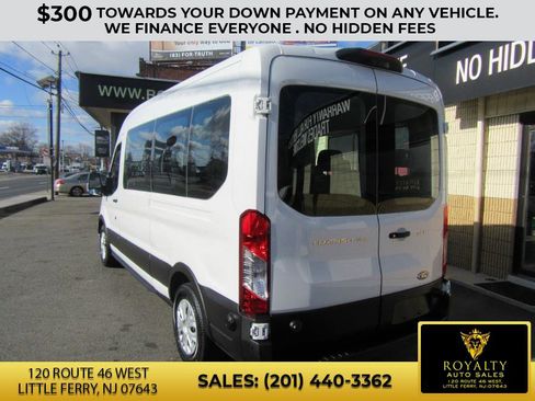 Used 2020 Ford Transit 350 XLT image 10