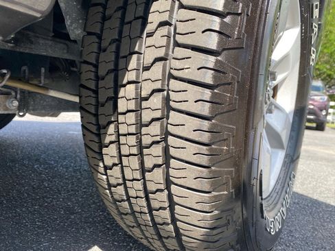 Used 2017 RAM 1500 Classic SLT RWD image 23