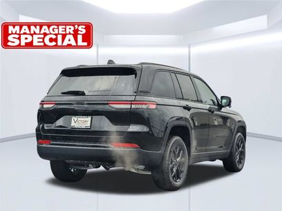 New 2025 Jeep Grand Cherokee Altitude