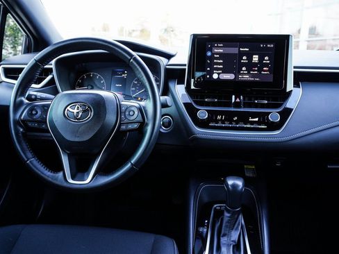 Used 2024 Toyota Corolla SE w/ SE Package FWD image 29