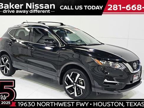 Certified 2022 Nissan Rogue Sport SL FWD image 1