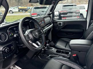 Used 2024 Jeep Wrangler High Altitude video 2