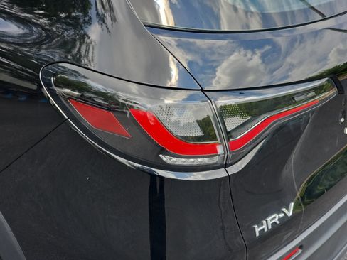 Certified 2024 Honda HR-V LX image 33