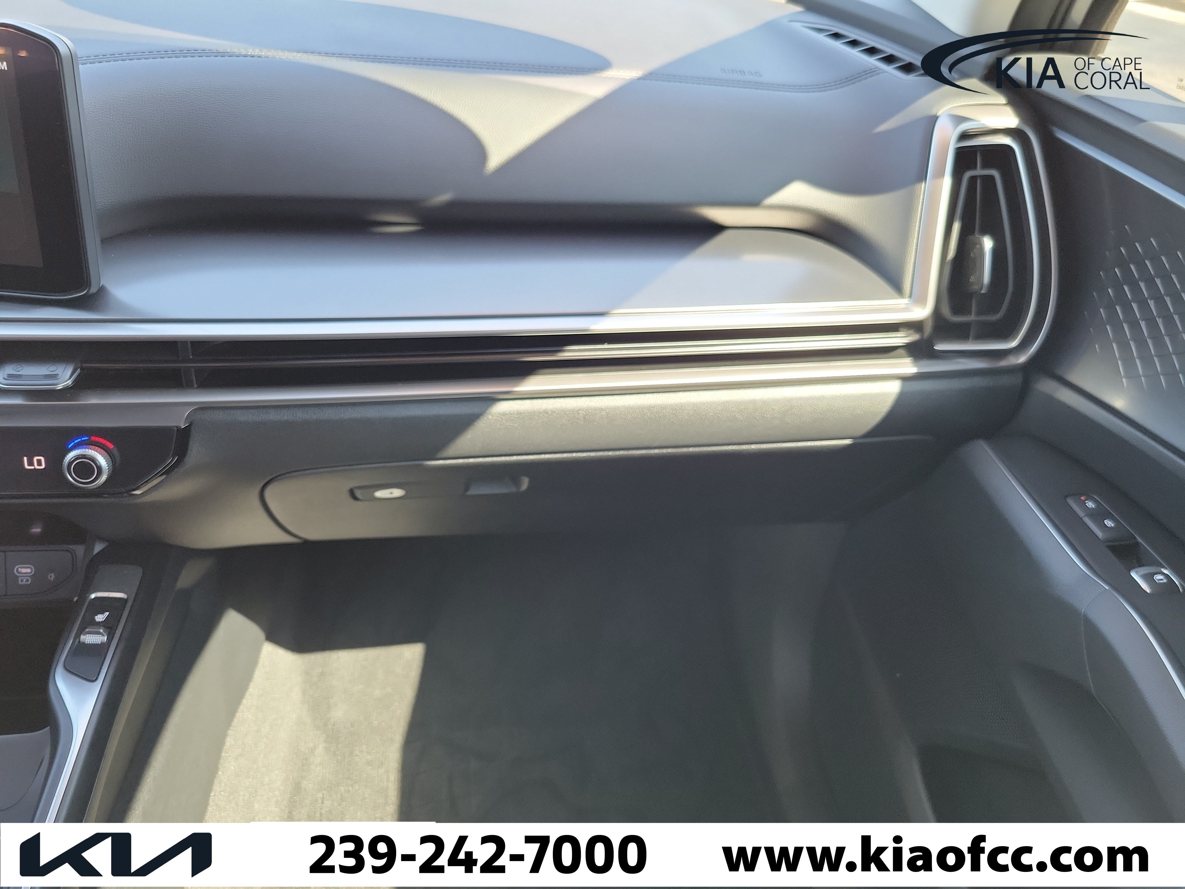Certified 2024 Kia Sorento S w/ Panoramic Sunroof Package FWD image 21