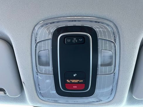 Used 2025 Hyundai Kona SEL image 16